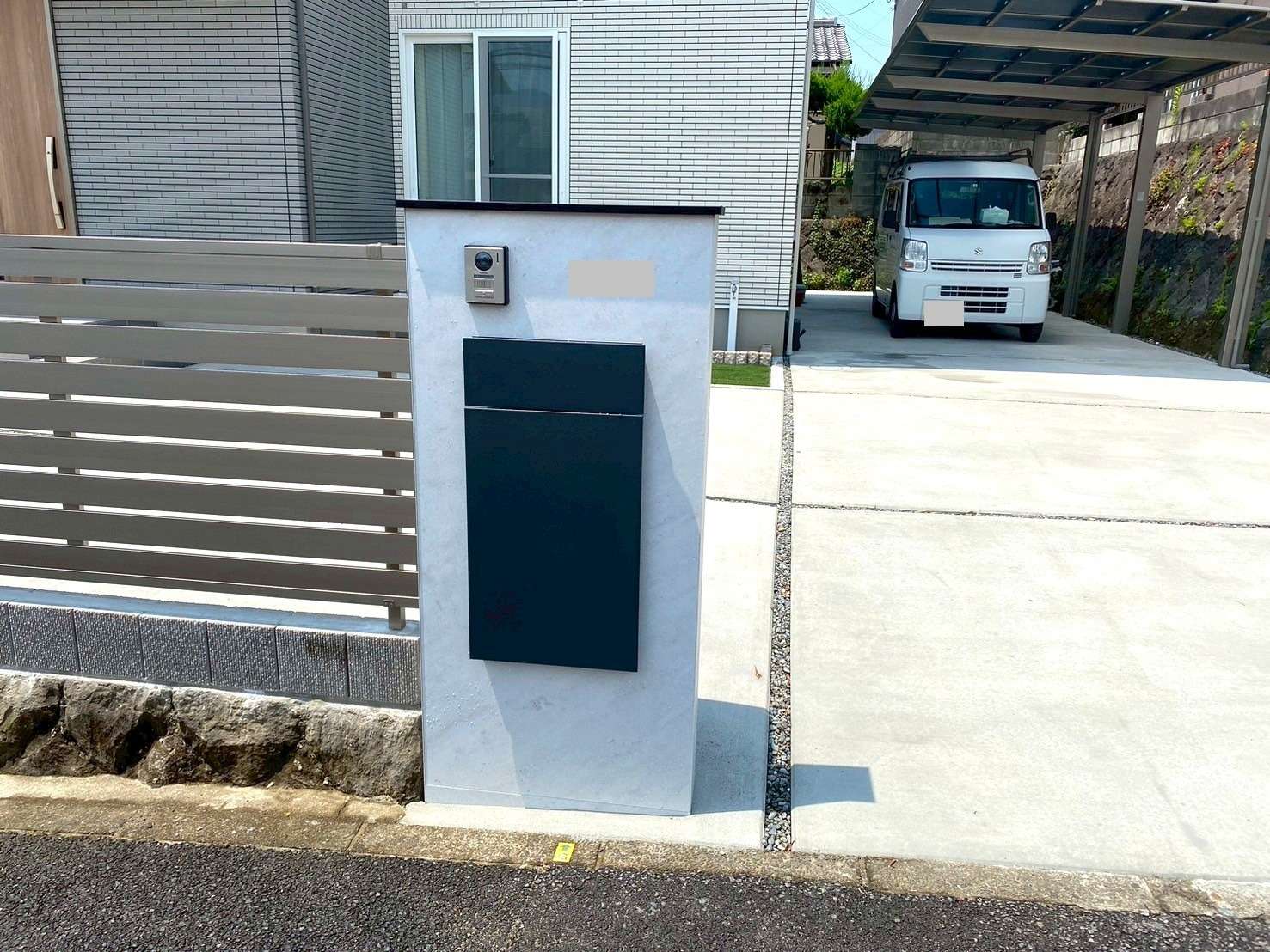 無駄のないシンプルデザインの機能門柱FK｜大分市