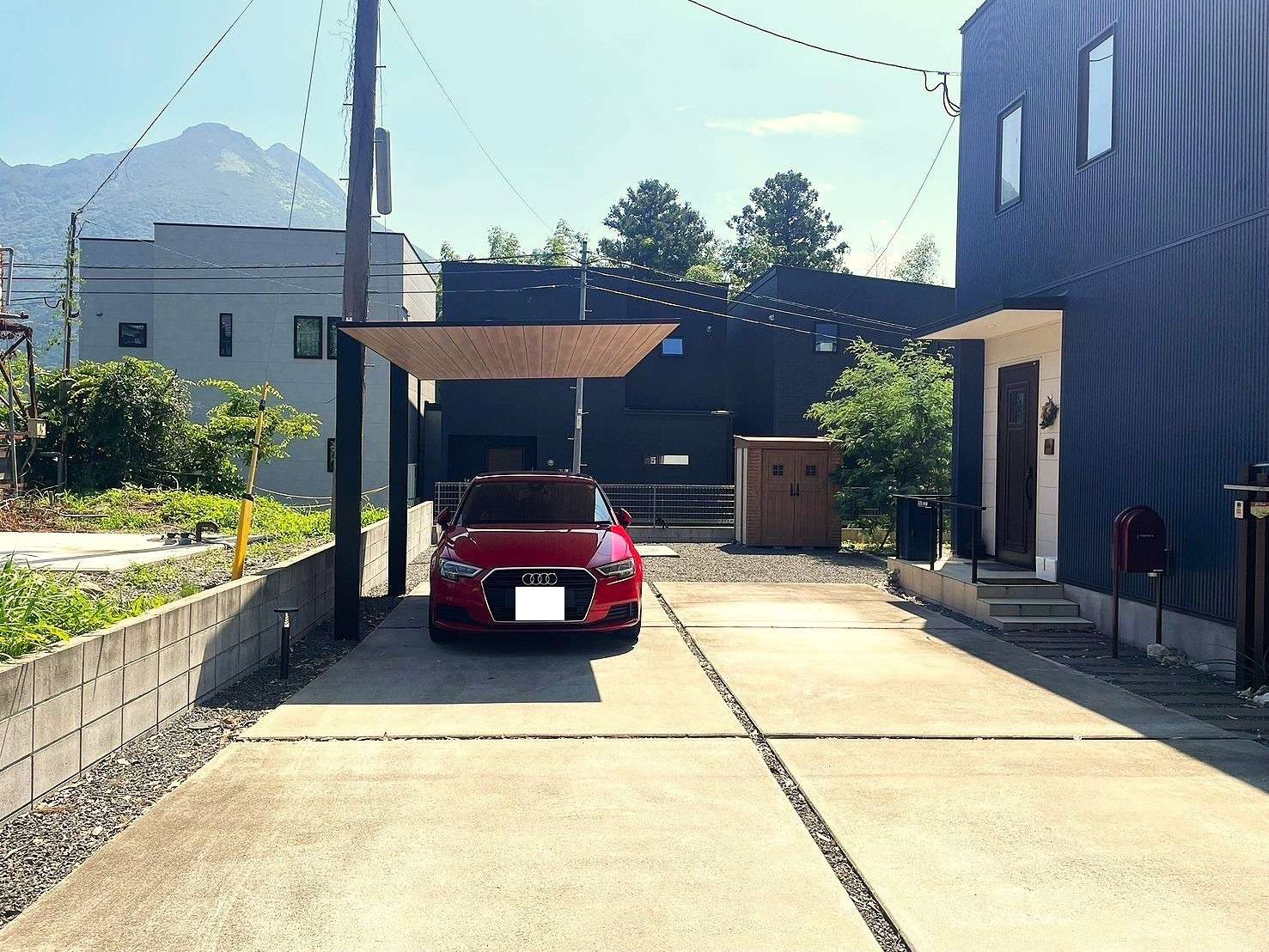 木目調屋根のカーポート｜大分市