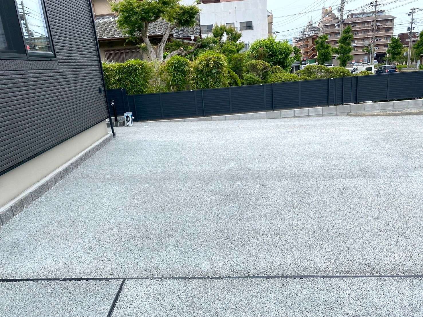 雨水のたまらない透水性コンクリート舗装｜大分市