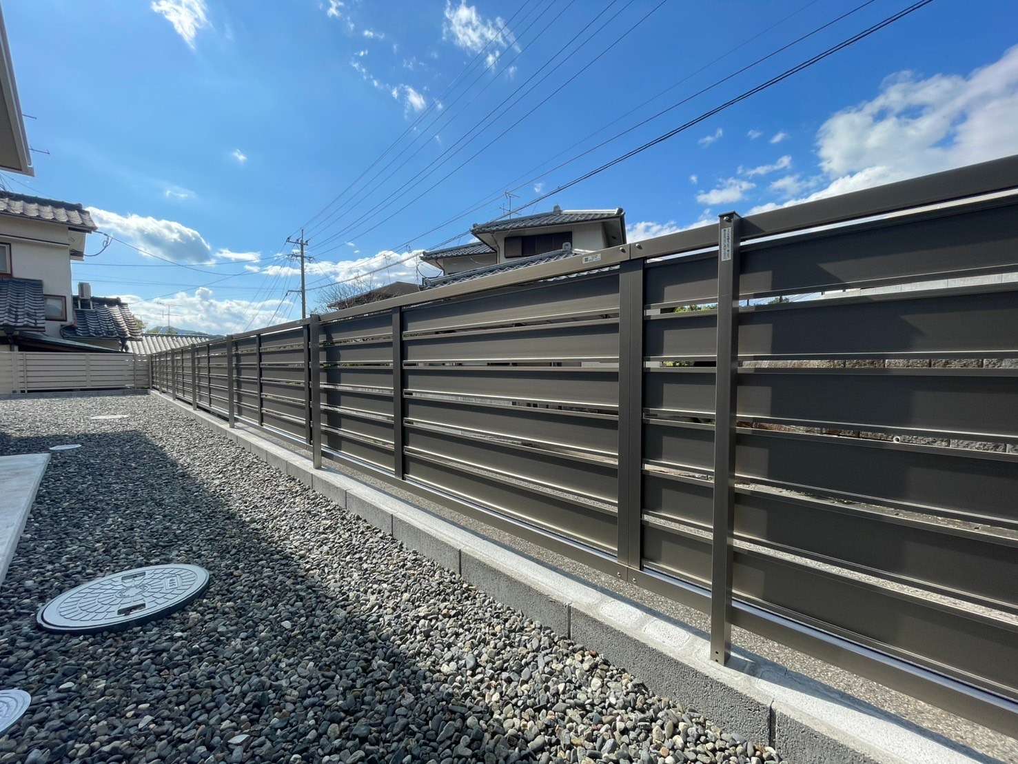 淡く優しい色合いの目隠しフェンス｜大分市