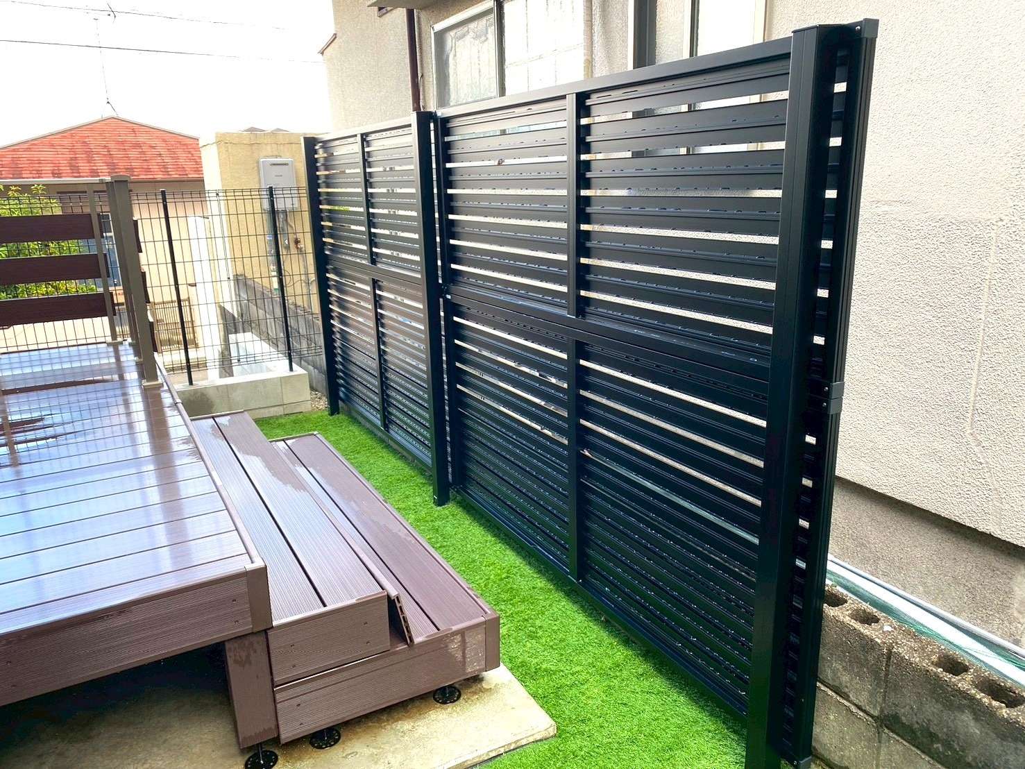 隣地からの視線をカットする高尺目隠しフェンス｜大分市