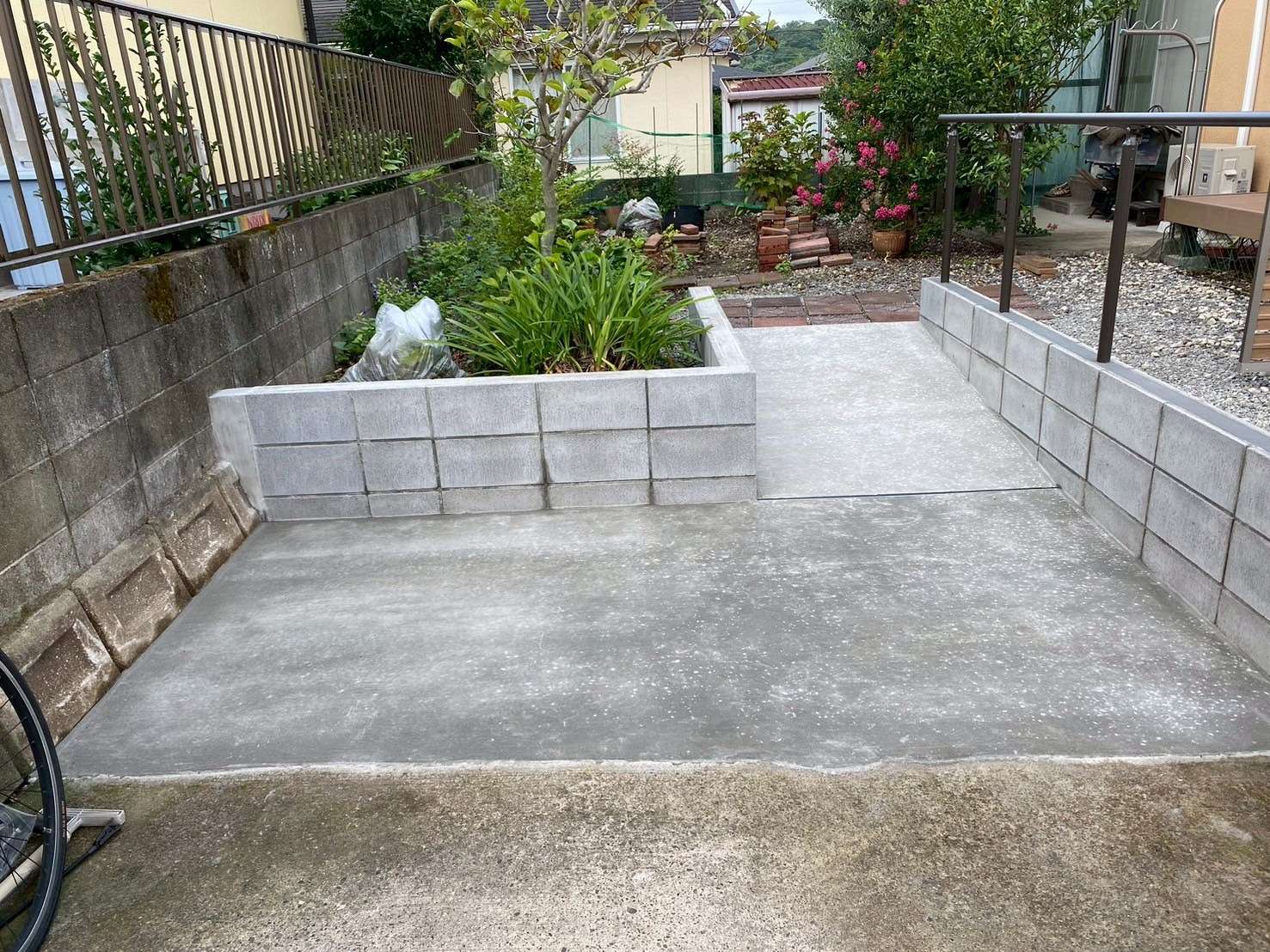 駐車場拡張&通路新設して動線効率UP!|大分市