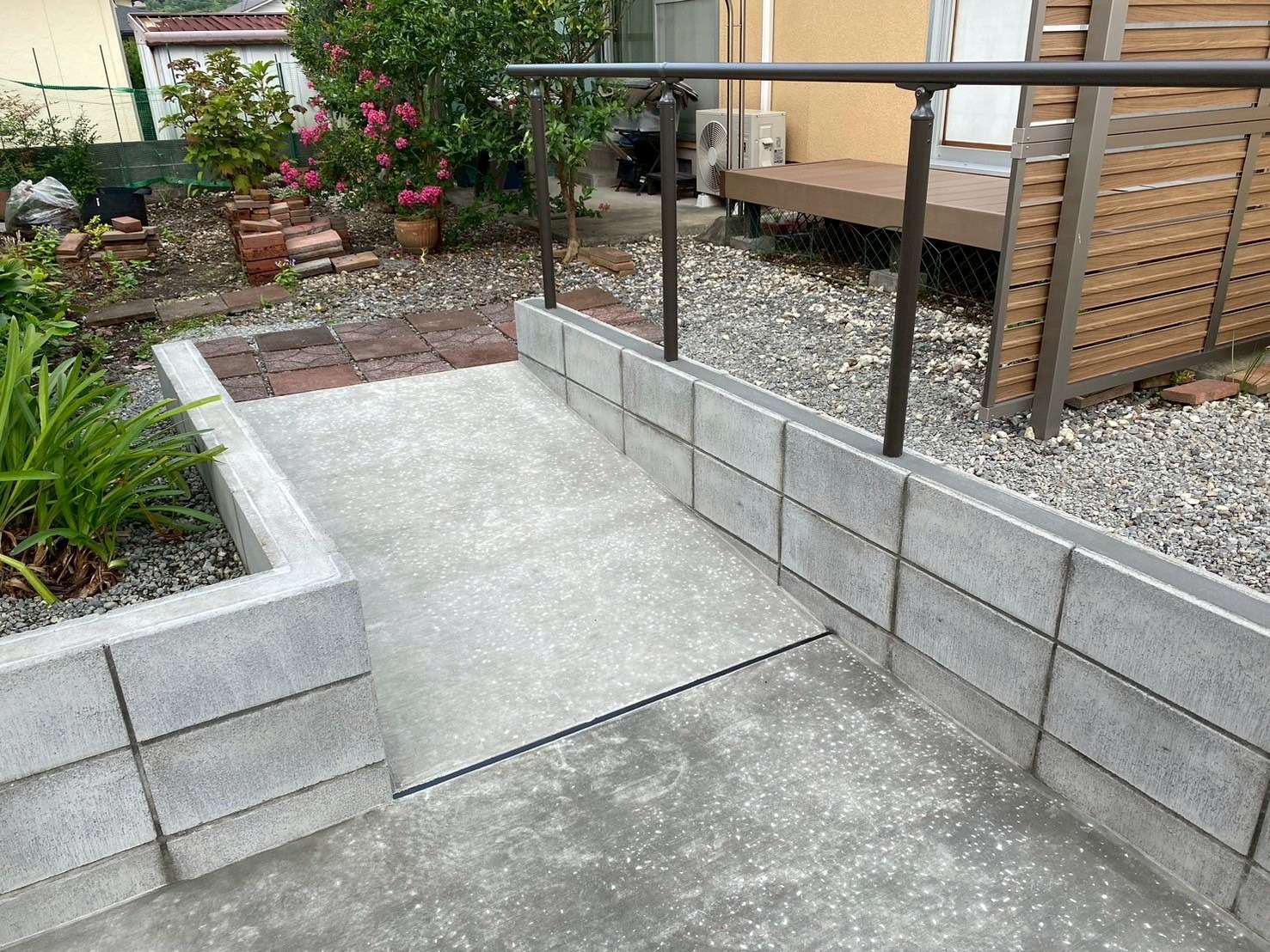 駐車場拡張＆通路新設して動線効率UP！｜大分市