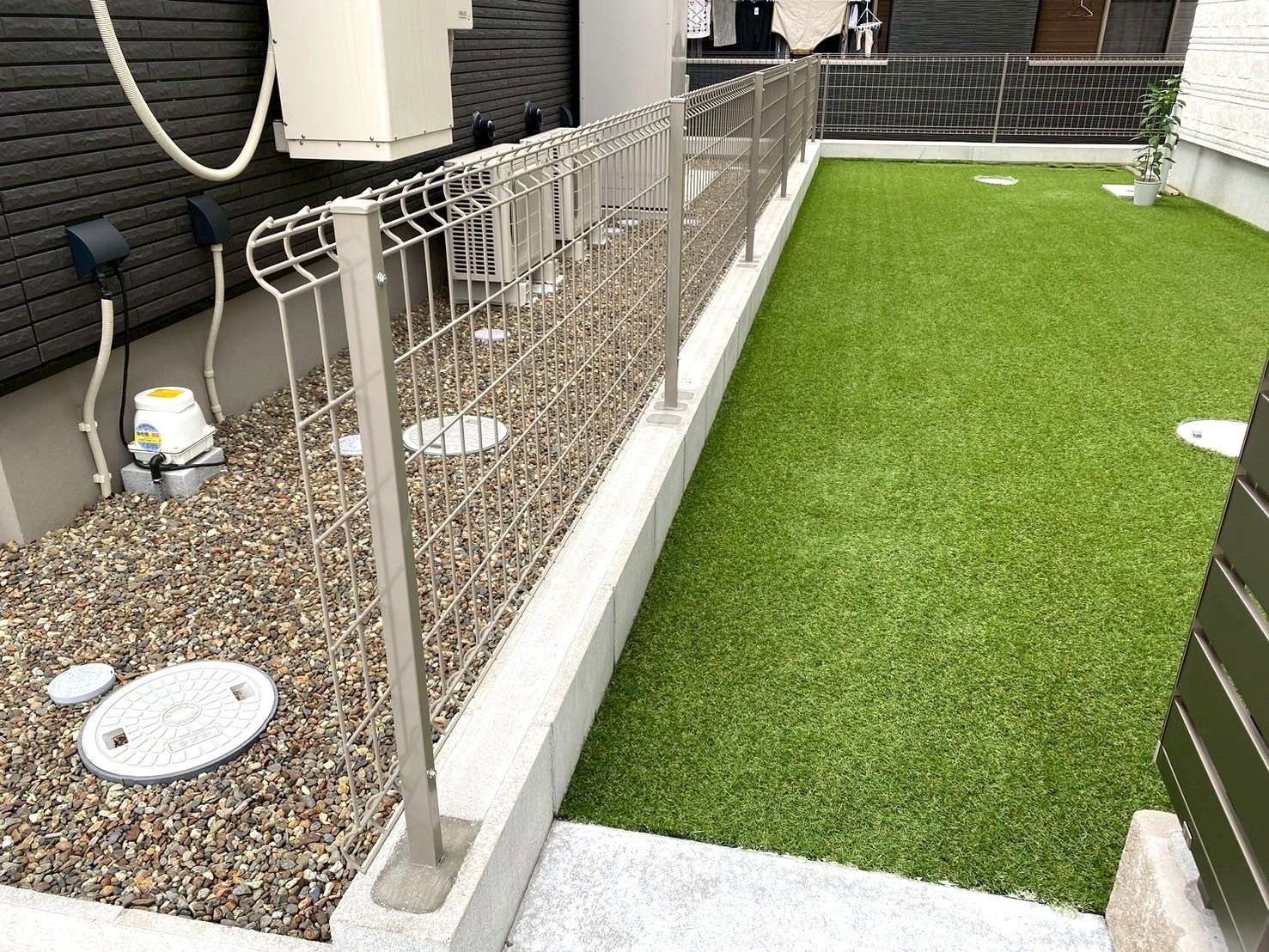 境界に耐久性の高いメッシュフェンス｜大分市