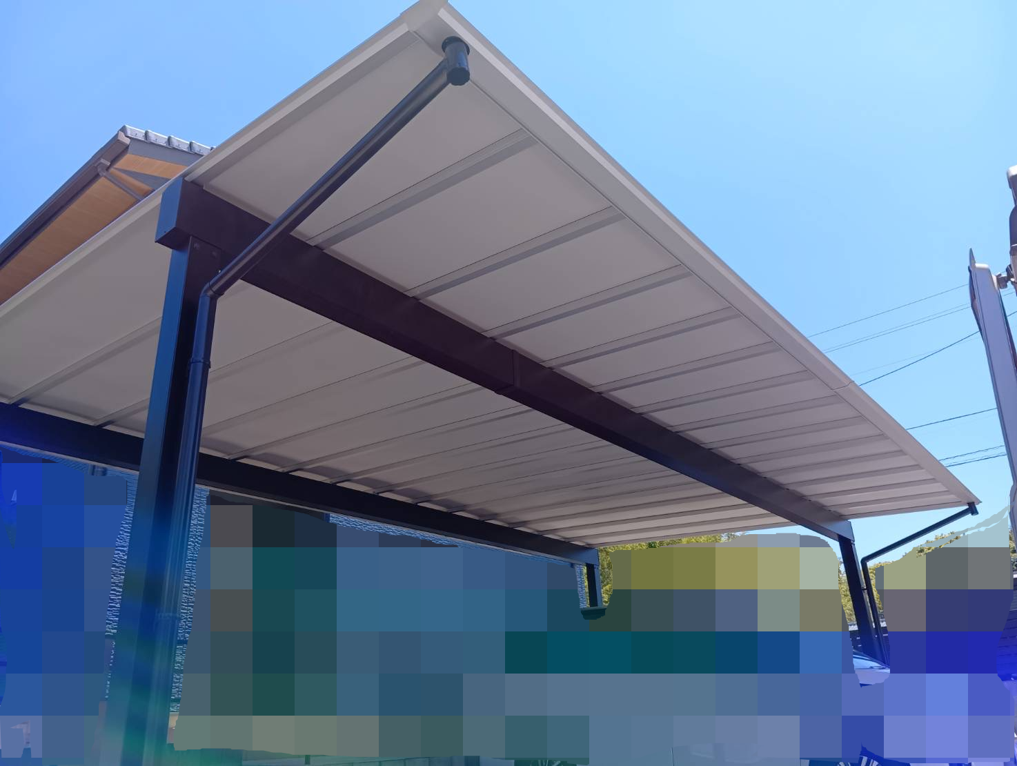 スカイリードから新登場のシルバーポリカ屋根｜大分市