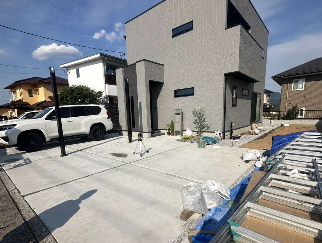 施工中